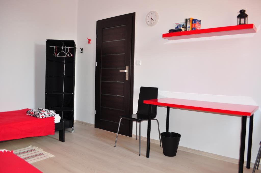 Apartament Scorpion Modlin Czosnów エクステリア 写真