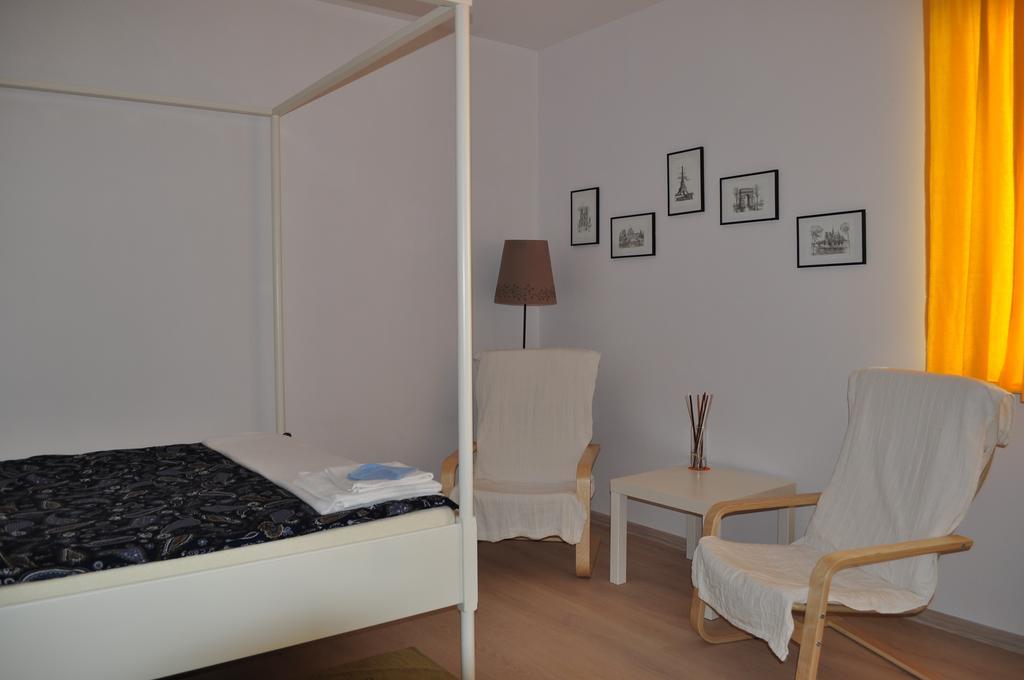 Apartament Scorpion Modlin Czosnów エクステリア 写真