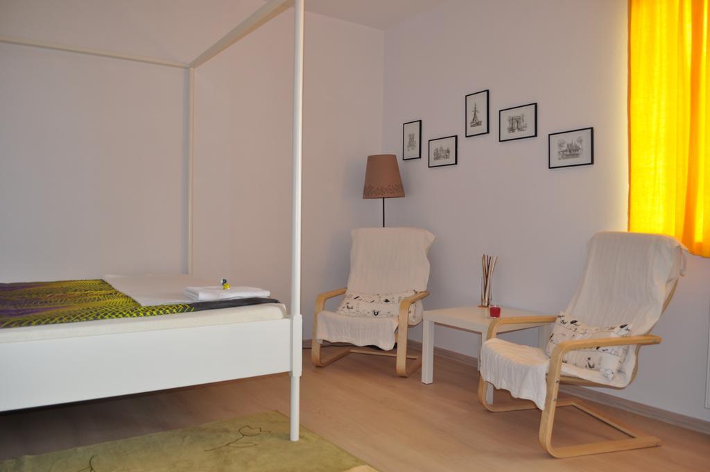 Apartament Scorpion Modlin Czosnów エクステリア 写真