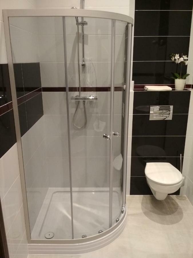 Apartament Scorpion Modlin Czosnów エクステリア 写真